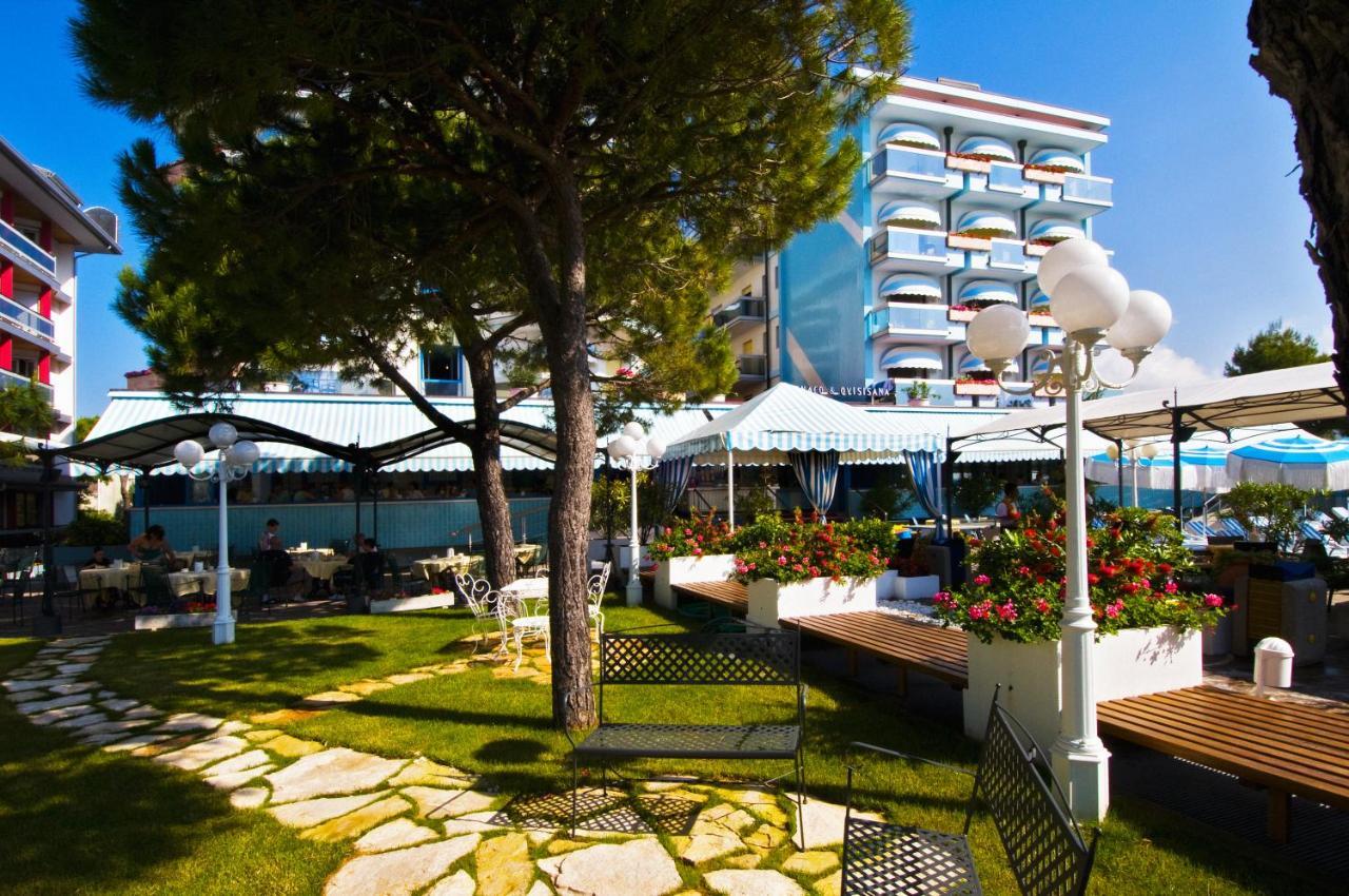 Hotel Monaco & Quisisana Lido di Jesolo Exterior photo