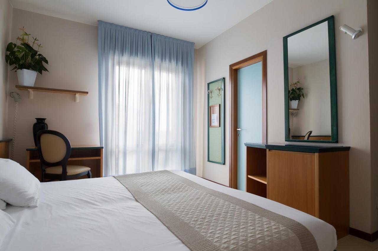 Hotel Monaco & Quisisana Lido di Jesolo Exterior photo