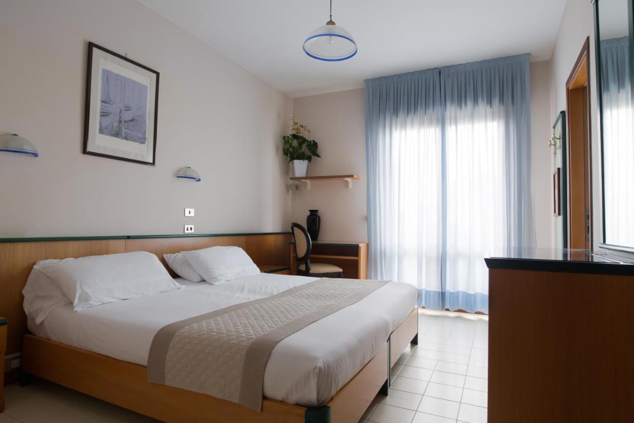 Hotel Monaco & Quisisana Lido di Jesolo Exterior photo